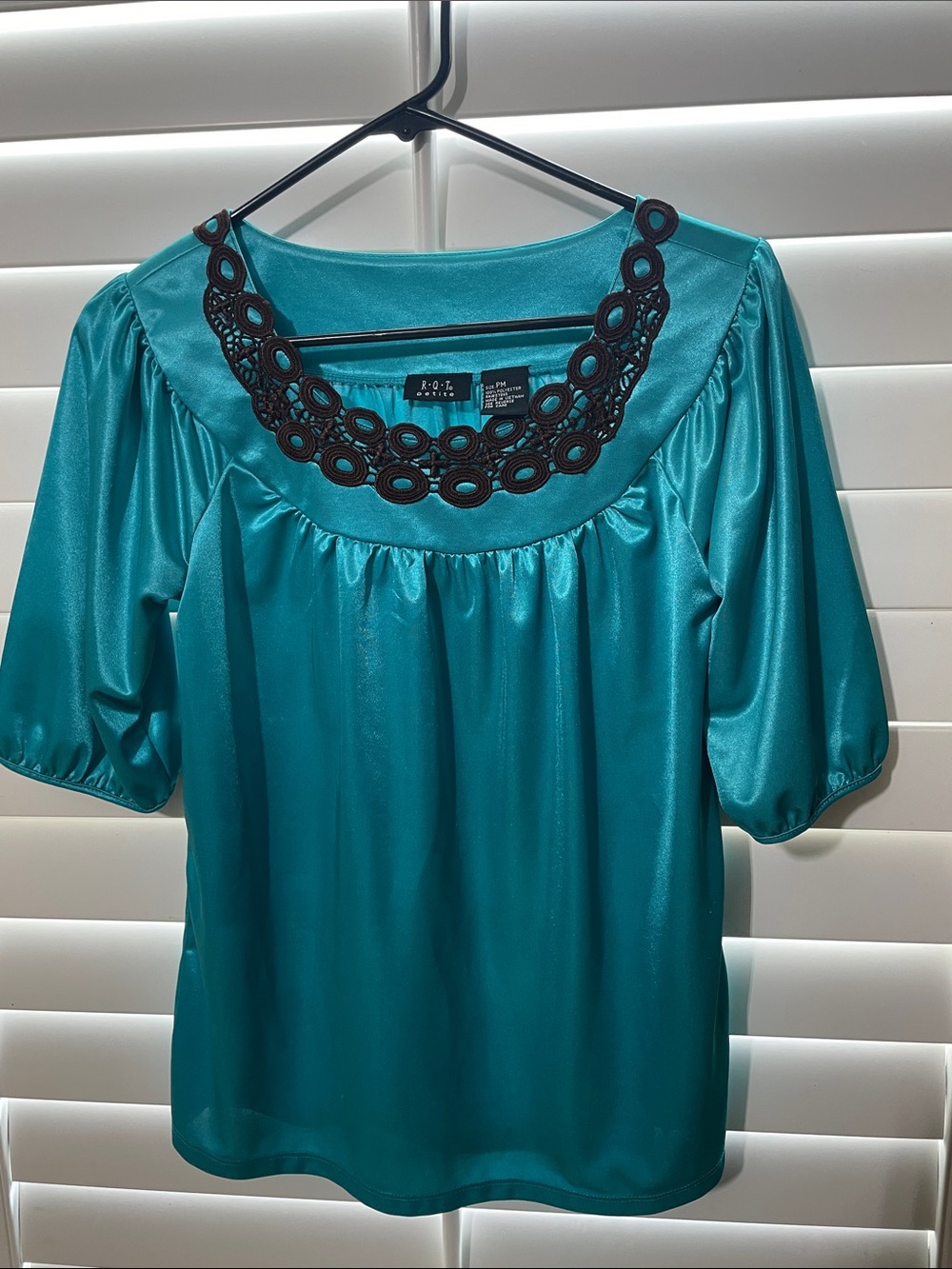 R.O.U. Teal Puff-Sleeve Blouse with Black Crochet Yoke
